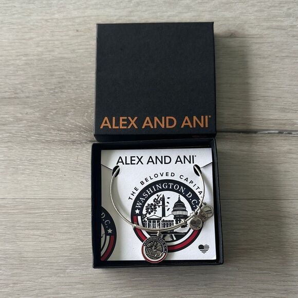 Alex and Ani The Beloved Capital Washington DC NEW IN BOX - Picture 1 of 4